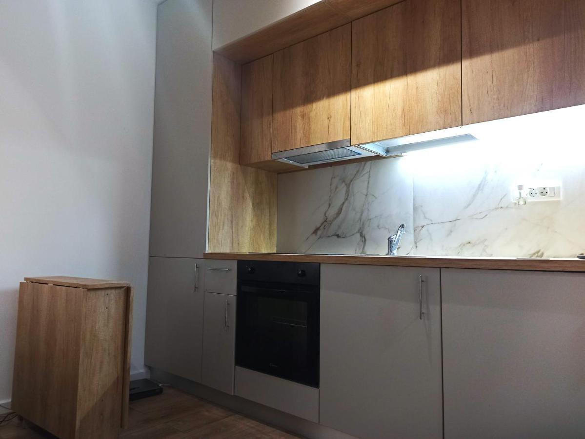 Stylish, Modern 2 Rooms Flat With City View, Near Presidential Palace Bukarest Eksteriør billede